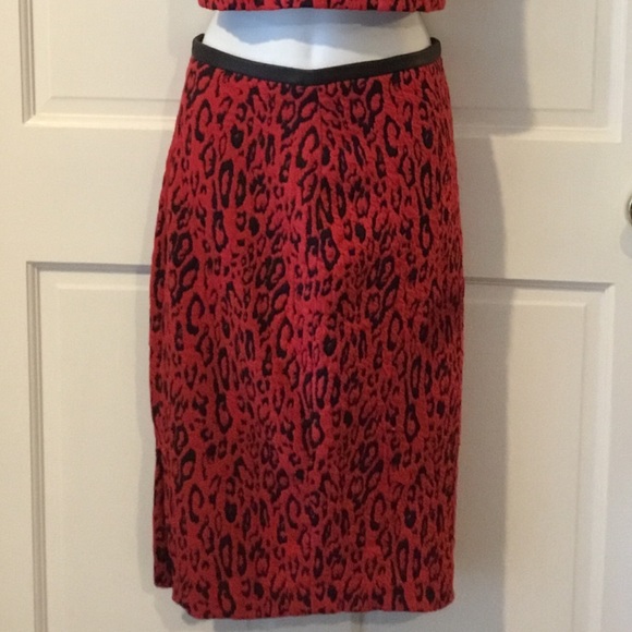 ❤️ Express 2 Piece Crop Top & Long Skirt Set - Picture 3 of 4